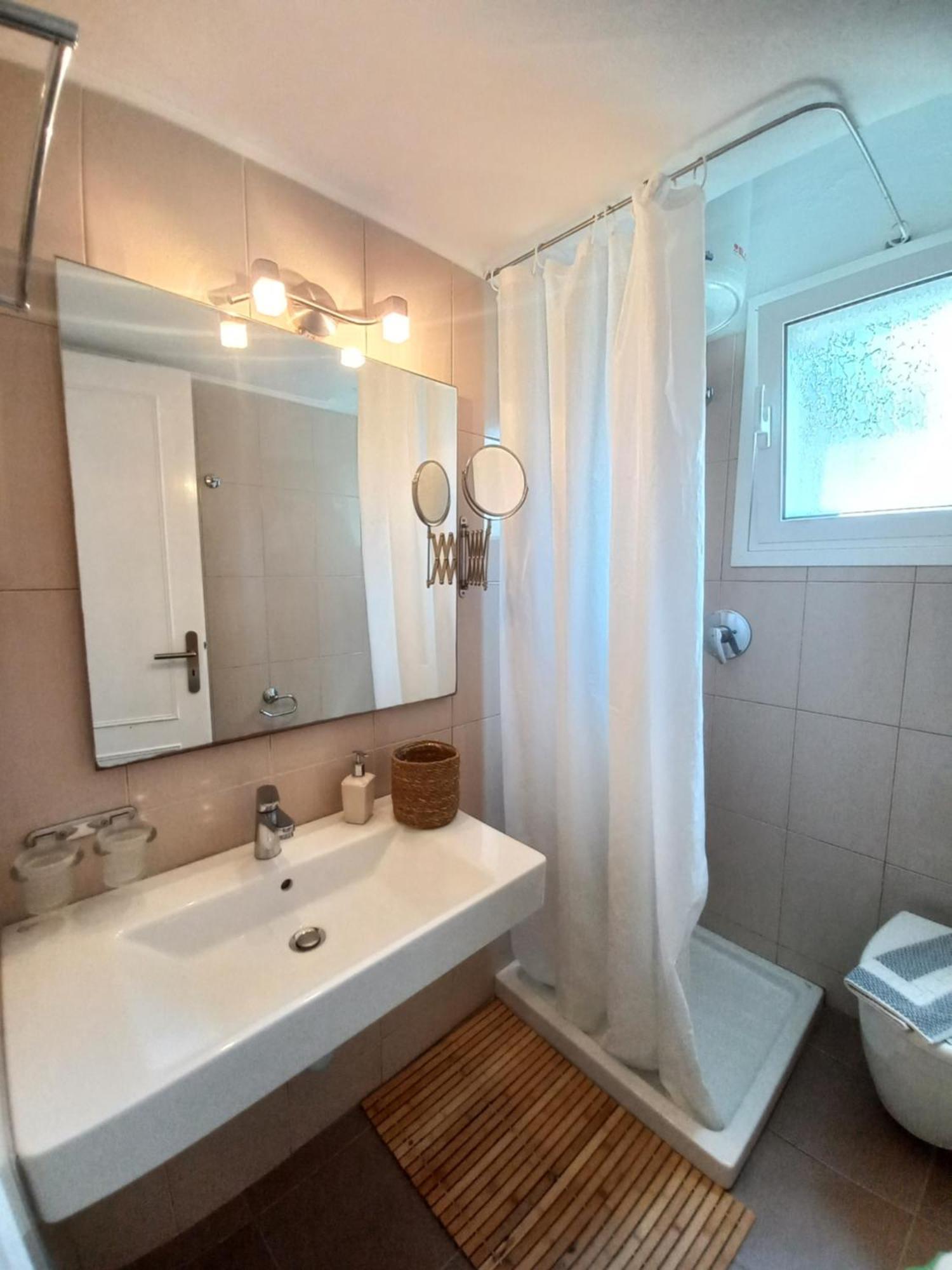 Villa Tina Country Beach Apartments Ахарави Екстериор снимка