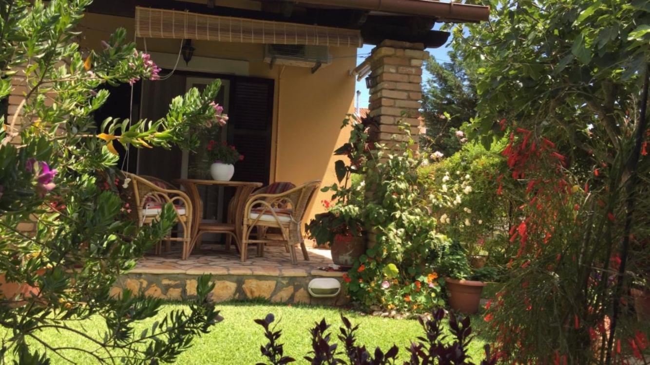 Villa Tina Country Beach Apartments Ахарави Стая снимка