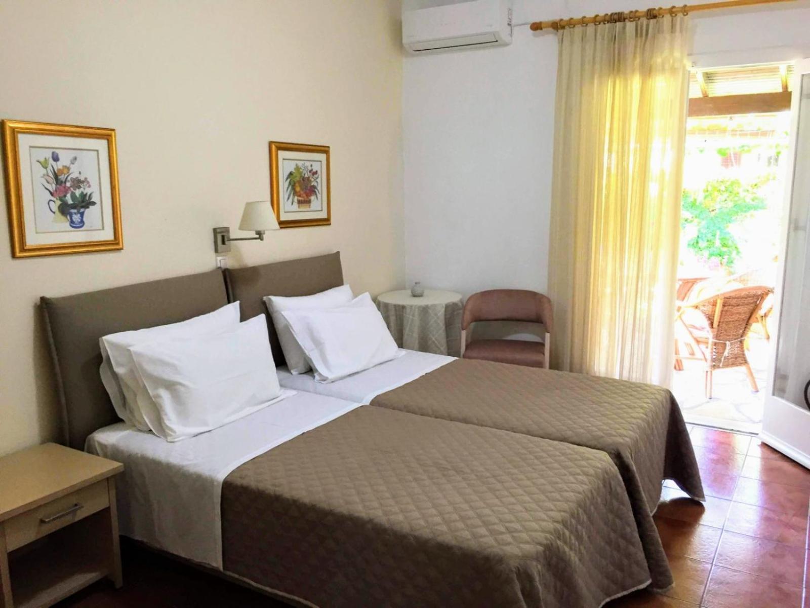 Villa Tina Country Beach Apartments Ахарави Стая снимка