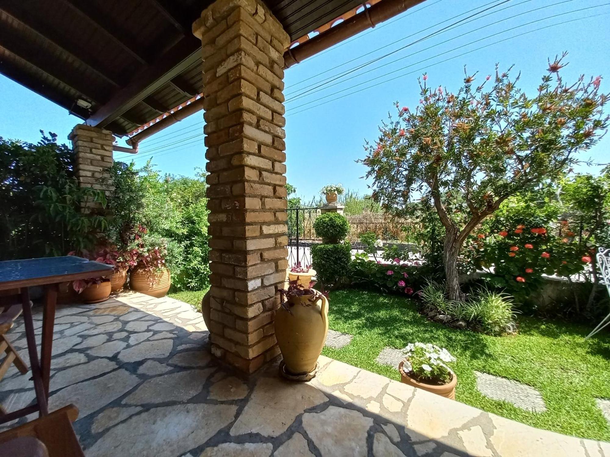 Villa Tina Country Beach Apartments Ахарави Стая снимка